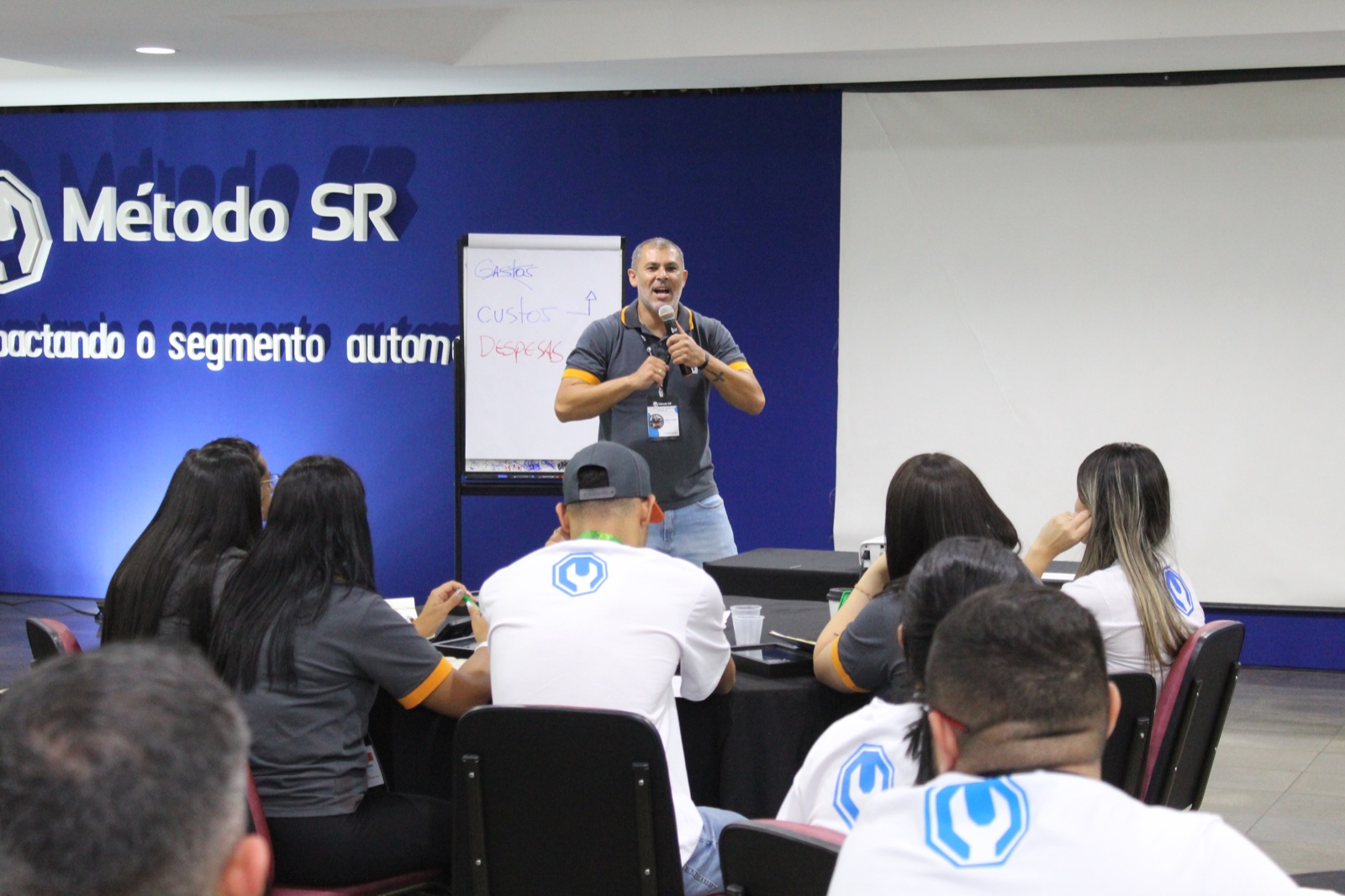 Sergio Santos em palestra durante o 3º EAM
